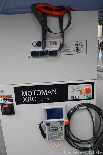 Motoman XRC Controller